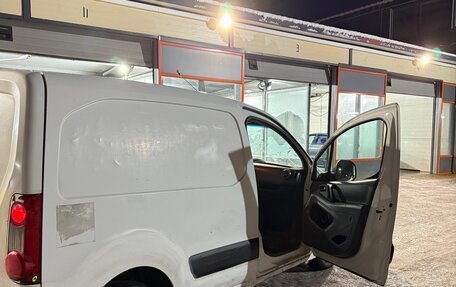 Peugeot Partner II рестайлинг 2, 2010 год, 279 000 рублей, 10 фотография