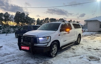 Toyota Tundra II, 2011 год, 2 700 000 рублей, 1 фотография