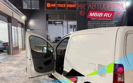 Peugeot Partner II рестайлинг 2, 2010 год, 279 000 рублей, 9 фотография