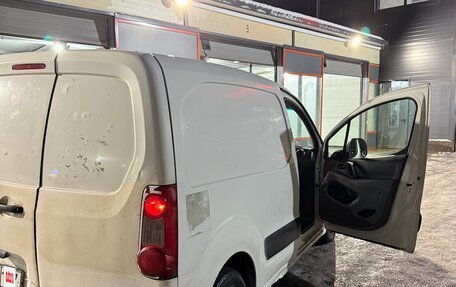 Peugeot Partner II рестайлинг 2, 2010 год, 279 000 рублей, 13 фотография