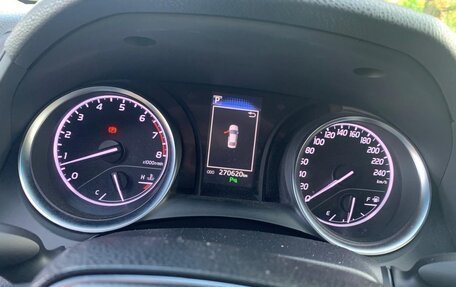 Toyota Camry, 2019 год, 2 250 000 рублей, 15 фотография