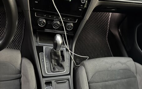 Volkswagen Golf VII, 2019 год, 2 400 000 рублей, 9 фотография