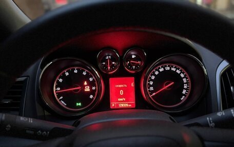 Opel Astra J, 2012 год, 730 000 рублей, 14 фотография