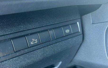 Peugeot 3008 II, 2018 год, 2 150 000 рублей, 15 фотография