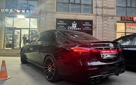 Mercedes-Benz E-Класс, 2020 год, 3 800 000 рублей, 26 фотография