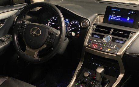 Lexus NX I, 2017 год, 2 650 000 рублей, 12 фотография