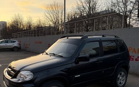 Chevrolet Niva I рестайлинг, 2012 год, 550 000 рублей, 2 фотография