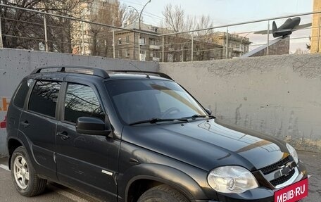 Chevrolet Niva I рестайлинг, 2012 год, 550 000 рублей, 4 фотография
