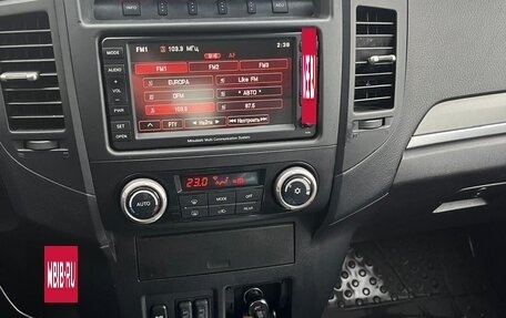 Mitsubishi Pajero IV, 2011 год, 1 850 000 рублей, 5 фотография