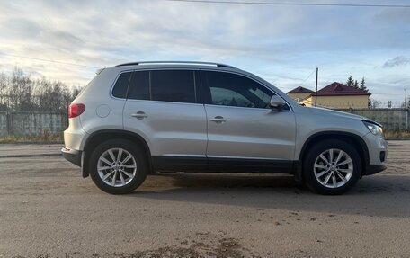 Volkswagen Tiguan I, 2011 год, 930 000 рублей, 4 фотография