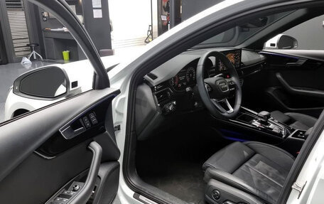 Audi A4, 2021 год, 2 750 000 рублей, 10 фотография