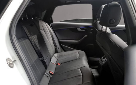 Audi A4, 2021 год, 2 750 000 рублей, 12 фотография