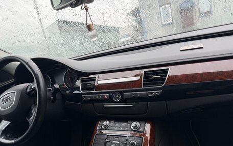 Audi A8, 2012 год, 1 900 000 рублей, 6 фотография