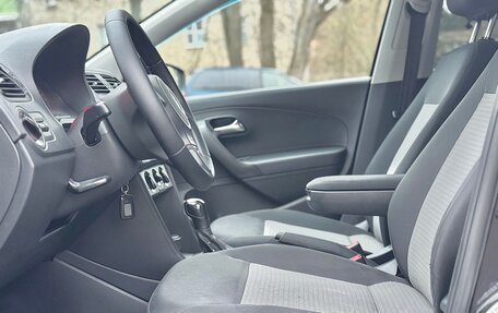 Volkswagen Polo VI (EU Market), 2013 год, 575 000 рублей, 20 фотография