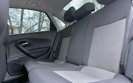 Volkswagen Polo VI (EU Market), 2013 год, 575 000 рублей, 33 фотография