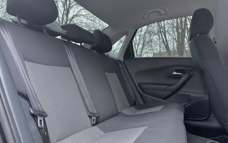 Volkswagen Polo VI (EU Market), 2013 год, 575 000 рублей, 32 фотография