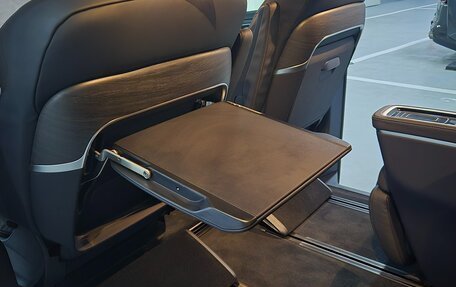 Mercedes-Benz V-Класс, 2025 год, 15 500 000 рублей, 16 фотография