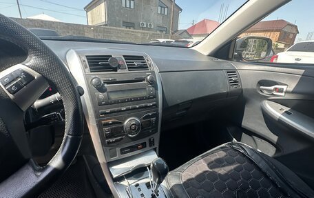Toyota Corolla, 2011 год, 895 000 рублей, 6 фотография