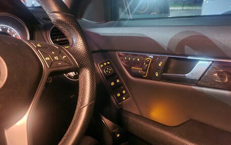 Mercedes-Benz C-Класс, 2012 год, 1 720 000 рублей, 23 фотография