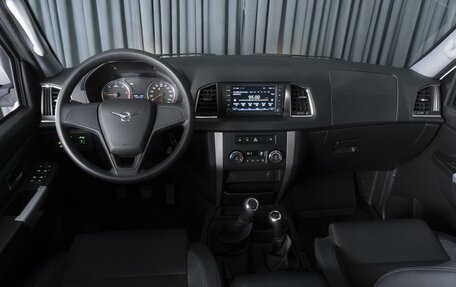 ЛуАЗ Patriot, 2023 год, 1 696 000 рублей, 6 фотография