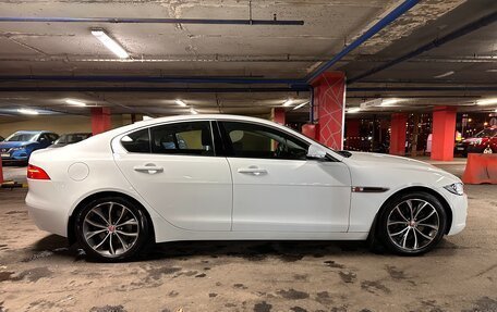 Jaguar XE I рестайлинг, 2015 год, 1 700 000 рублей, 8 фотография