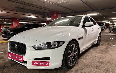 Jaguar XE I рестайлинг, 2015 год, 1 700 000 рублей, 3 фотография