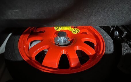 Jaguar XE I рестайлинг, 2015 год, 1 700 000 рублей, 13 фотография