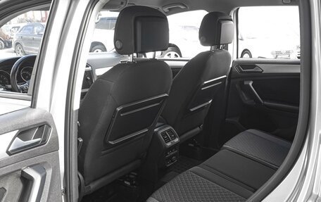 Volkswagen Tiguan II, 2019 год, 2 489 000 рублей, 11 фотография