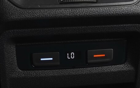 Volkswagen Tiguan II, 2019 год, 2 489 000 рублей, 16 фотография