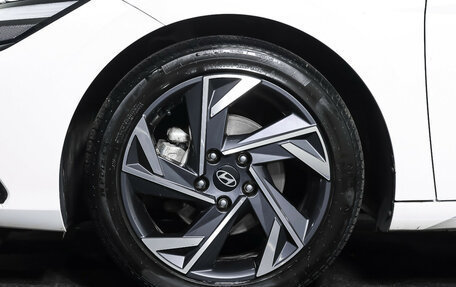 Hyundai Elantra, 2024 год, 2 349 000 рублей, 23 фотография