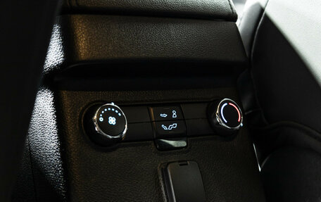 Ford Explorer VI, 2018 год, 2 759 898 рублей, 20 фотография