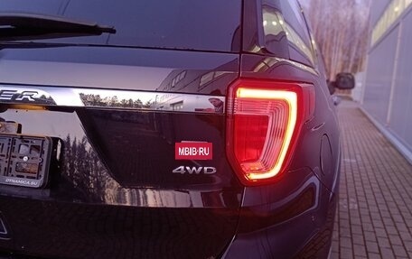 Ford Explorer VI, 2017 год, 2 390 000 рублей, 10 фотография