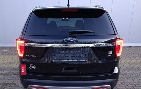 Ford Explorer VI, 2017 год, 2 390 000 рублей, 6 фотография