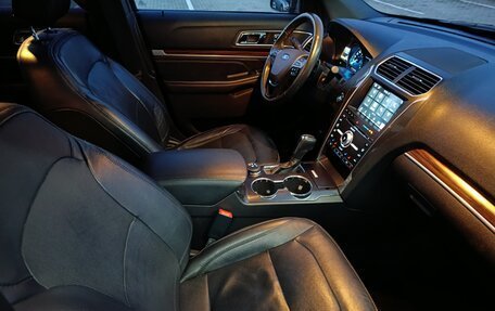 Ford Explorer VI, 2017 год, 2 390 000 рублей, 26 фотография