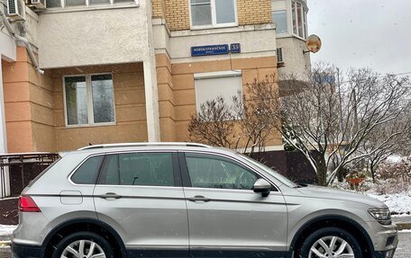 Volkswagen Tiguan II, 2017 год, 2 200 000 рублей, 5 фотография