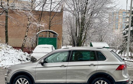 Volkswagen Tiguan II, 2017 год, 2 200 000 рублей, 6 фотография