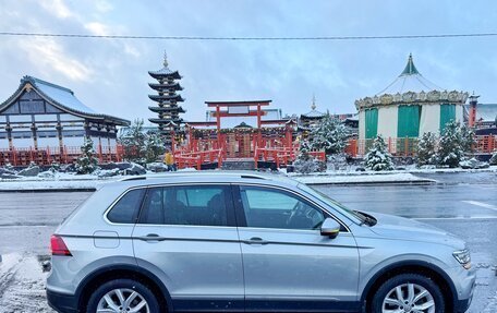 Volkswagen Tiguan II, 2017 год, 2 200 000 рублей, 19 фотография