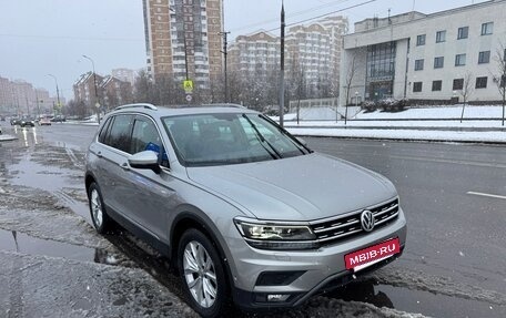 Volkswagen Tiguan II, 2017 год, 2 200 000 рублей, 21 фотография