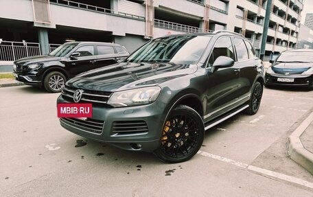 Volkswagen Touareg III, 2014 год, 2 500 000 рублей, 2 фотография