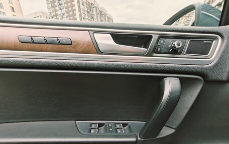 Volkswagen Touareg III, 2014 год, 2 500 000 рублей, 22 фотография