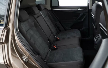 Volkswagen Tiguan II, 2020 год, 3 254 444 рублей, 7 фотография