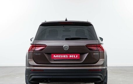 Volkswagen Tiguan II, 2020 год, 3 254 444 рублей, 4 фотография