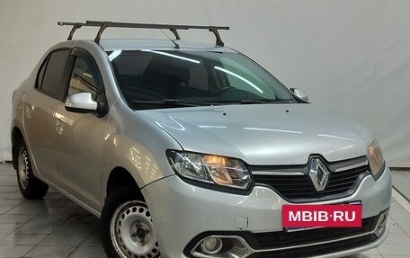 Renault Logan II, 2015 год, 480 000 рублей, 3 фотография