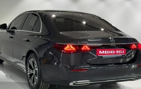 Mercedes-Benz E-Класс, 2025 год, 7 050 011 рублей, 6 фотография