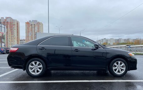Toyota Camry, 2011 год, 1 645 000 рублей, 4 фотография