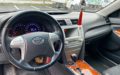Toyota Camry, 2011 год, 1 645 000 рублей, 12 фотография