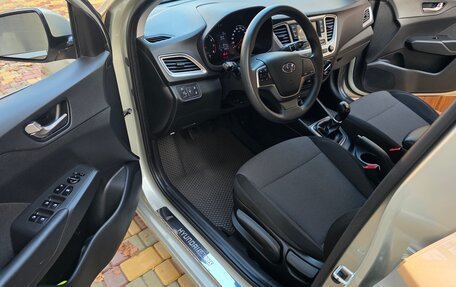 Hyundai Solaris II рестайлинг, 2019 год, 1 325 000 рублей, 8 фотография