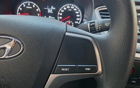 Hyundai Solaris II рестайлинг, 2019 год, 1 325 000 рублей, 21 фотография