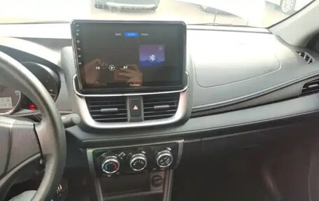 Toyota Yaris XP150 рестайлинг, 2021 год, 1 408 000 рублей, 13 фотография