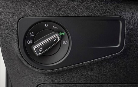 Volkswagen Tiguan II, 2019 год, 2 990 000 рублей, 19 фотография